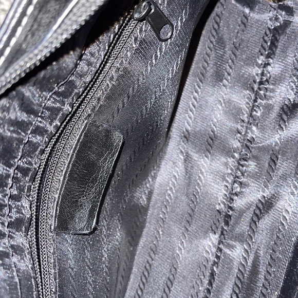 Small NYC Accessory purse black and white - Picture 8 of 8